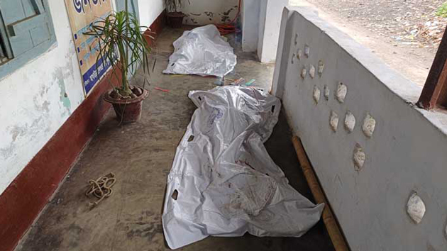 মাতাল হয়ে রেললাইনে বসে ট্রেনে কাটা পড়ল তরুণ-তরুণী!